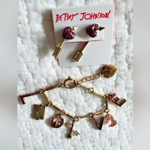 BETSY JOHNSON BRACELET & EARRING SET